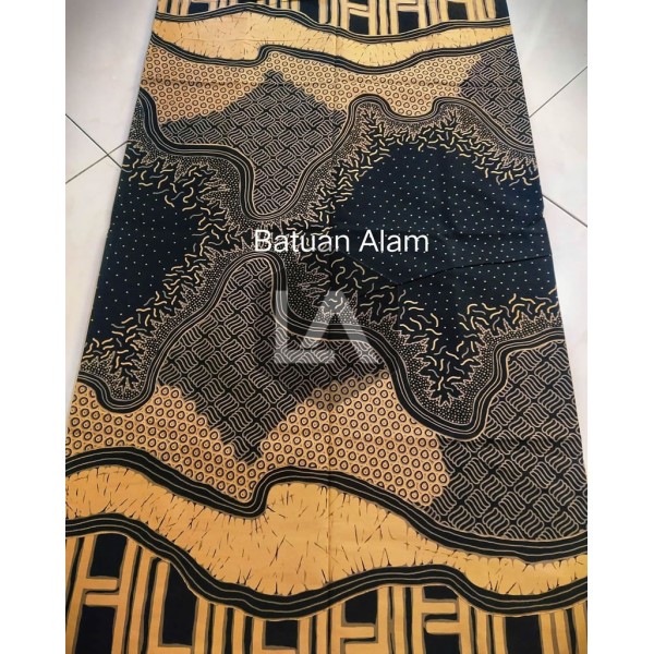 Kain Batik Batuan Alam