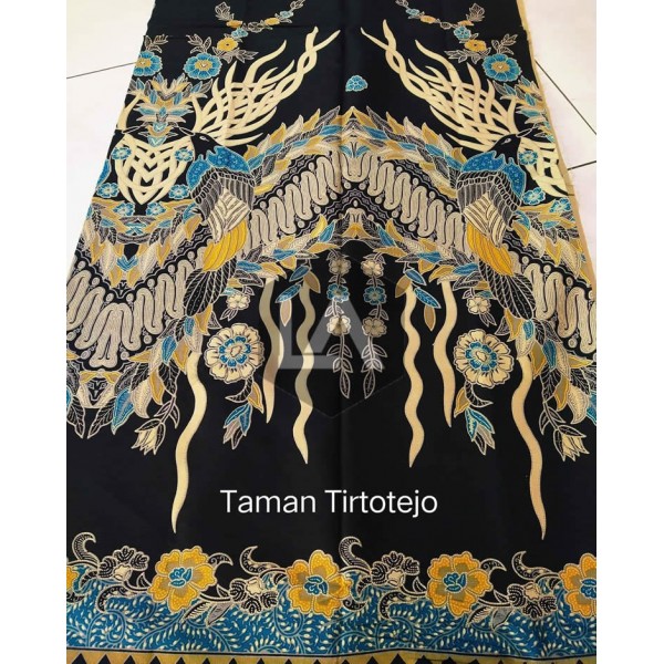 Kain Batik Taman Tirtotejo